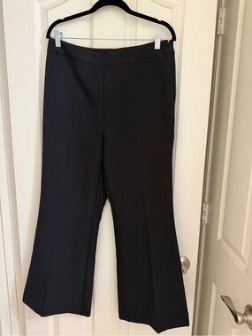 Ann Taylor NWT Black Women's Dress Pants - Classic Wide-Leg with side zipper